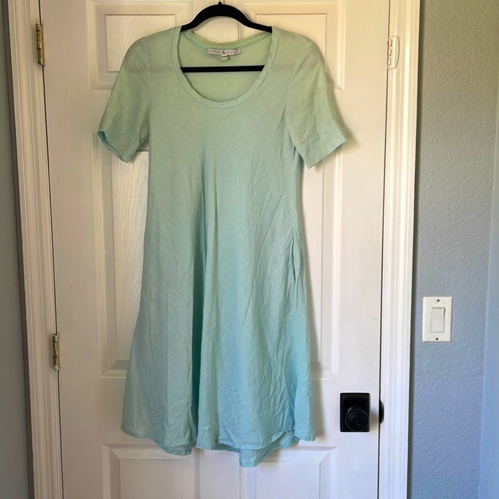 Minty blue Tavãn & Mitto linen dress